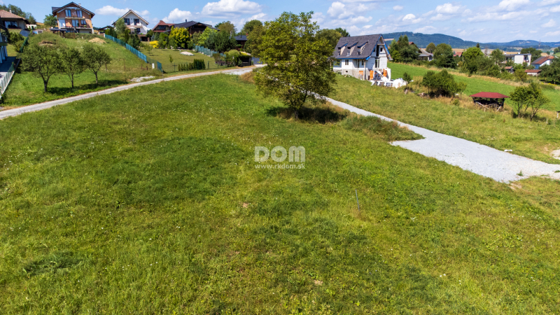 rkDOM | Na predaj: Stavebný pozemok v obci Brezany o výmere 1030m²